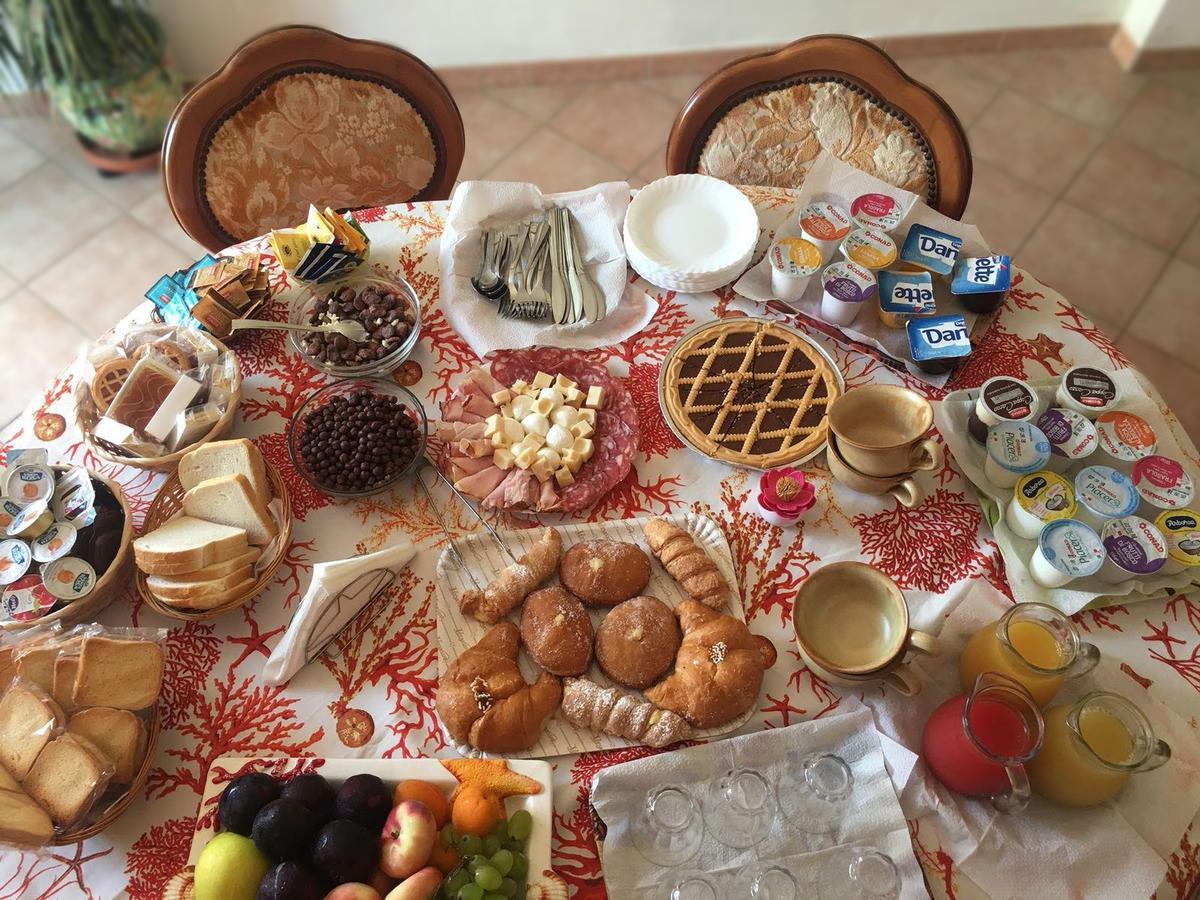 Alojamento de Acomodação e Pequeno-almoço Il Corallo La Maddalena (Sassari)